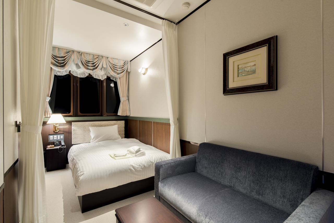 First Cabin Station Abenoso Otel Osaka Dış mekan fotoğraf
